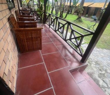 East Ham Tien Beach Bed & Breakfast | Sky Home