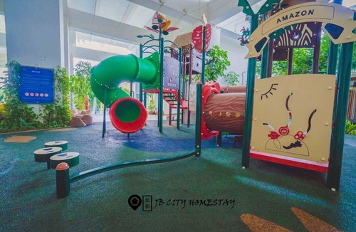 Setia Tropika Apartment | Sky Peak (6pax) @JB City Homestay