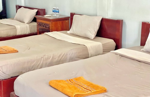 Daun Penh House | SKY Residence - 50m to Museum and Riverside