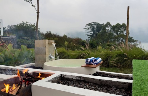 Toya Bungkah Villa | Skylake Villa