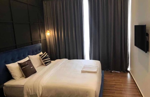Phnom Penh City Centre House | Skyline