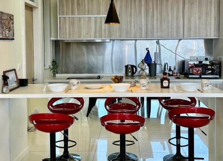 Petaling Jaya Apartment | Skyline Luxe 4BR Retreat with En-suite Icon City