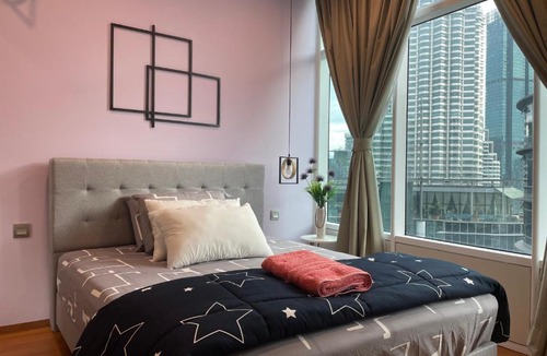 Kuala Lumpur City Centre Apartment | SkySuites KLCC