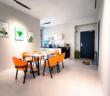 Kuching Apartment | Sleek Cottage GLEN 2 HomeStay Kuching