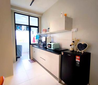 Kuching Apartment | Sleek Cottage GLEN 2 HomeStay Kuching