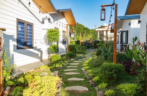 Moc Chau Ski Chalet | Small House homestay Mộc Châu