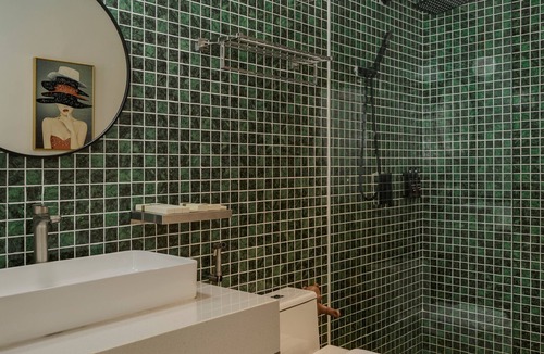 Daun Penh Hotel | Smile Boutique Hotel by EHM