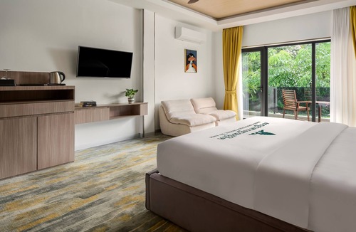 Daun Penh Hotel | Smile Boutique Hotel by EHM