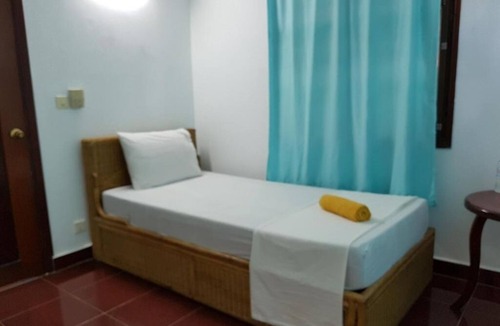 Downtown Siem Reap Bed & Breakfast | Smiley's Guesthouse : Standard Single Room