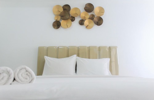 Ciputat Hotel | Snug Studio at Baileys Apartment