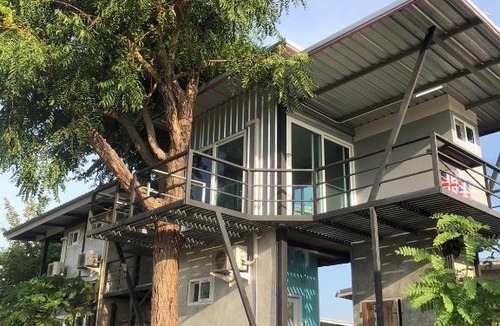Uthai Thani House | SolarCell Private Homestay - โซล่าเซลล์ไพรเวทโฮมสเตย์