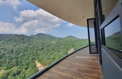 Sungai Ara Condo | ❤️ Solo*Couple Traveller| Stylized Bedroom01❤️