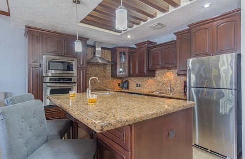 Bella Vista Condo | Sonoran Sky 609 Ultimate Group Therapy Retreat Oceanfront Condo