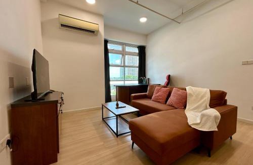 Dataran Sunway Apartment | Spacious 10 Pax Suite l Kota Damansara MRT & Mall