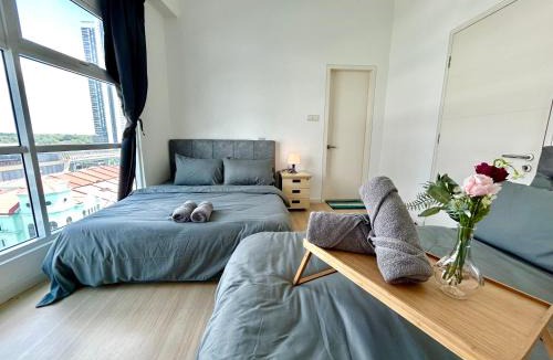 Dataran Sunway Apartment | Spacious 10 Pax Suite l Kota Damansara MRT & Mall