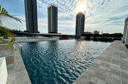 Dataran Sunway Apartment | Spacious 10 Pax Suite l Kota Damansara MRT & Mall