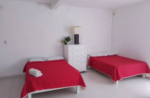 Chalco de Diaz Covarrubias House | Spacious 1st floor loft Metrobus works