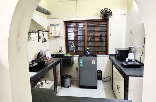 Jadavpur House | Spacious 3BHK House opp South City Mall
