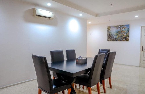 Senayan Apartment | Spacious 3BR at FX Residence with Mall Access By Travelio