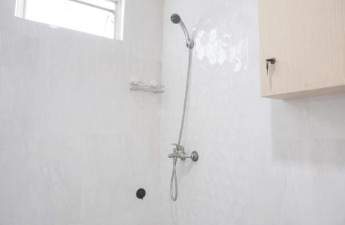Chinatown Apartment | Spacious 3BR at Green Central City Glodok Apartment By Travelio