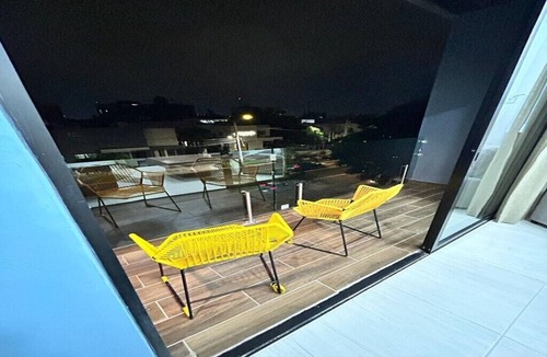 Zona Minerva Apartment | Spacious apartment for 8 in Zona Americana, All Nearby.