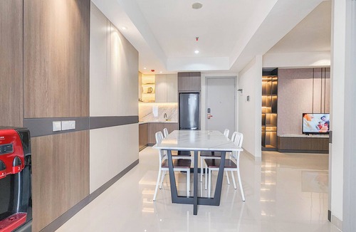 Surabaya Apartment | Spacious Combined 3BR Grand Sungkono Lagoon Apartment