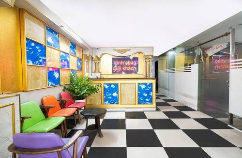 Tan Phu District House | Spacious Deluxe Family Stay in Tan Phu