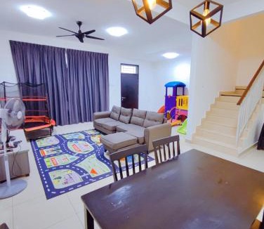Bandar Penawar House | Spacious Family House at Desaru Harmonia 2