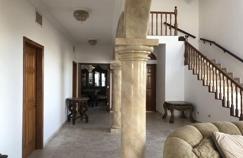 Villas de Las Palmas House | Spacious Home Great for a Family Vacation Right on the Beach!