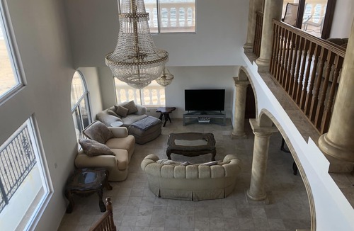 Villas de Las Palmas House | Spacious Home Great for a Family Vacation Right on the Beach!