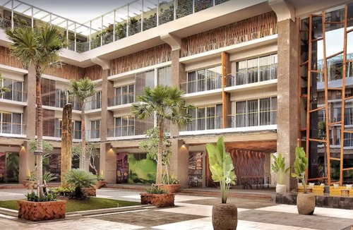 Nakula Apartment | Spacious Modern Suite with Free Minibar Items (T Sand Suite11)