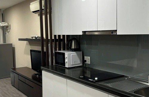 Phuong 6 Apartment | Spacious Apartment with Bathtub