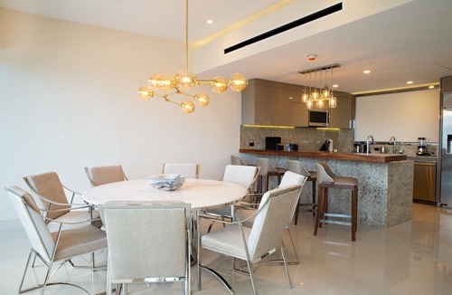 Punta Sam Resort | Spectacular 3-Bedroom Penthouse Loft, Private Rooftop Jacuzzi, Hammock Terrace