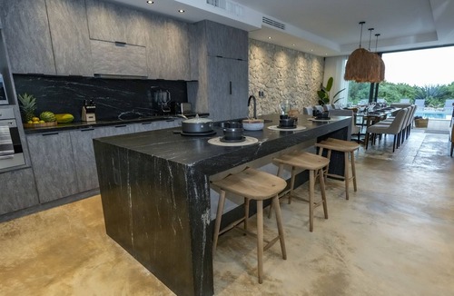 Salinas House | Spectacular Ocean Front Townhouse 6 Beadrooms Kitchen Dining Room Tv Room Pool
