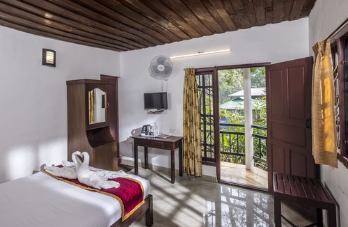 Nullatanni Hotel | Spice Jungle Resort