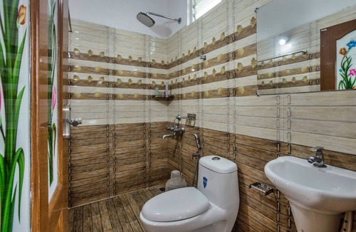 Nullatanni Hotel | Spice Jungle Resort