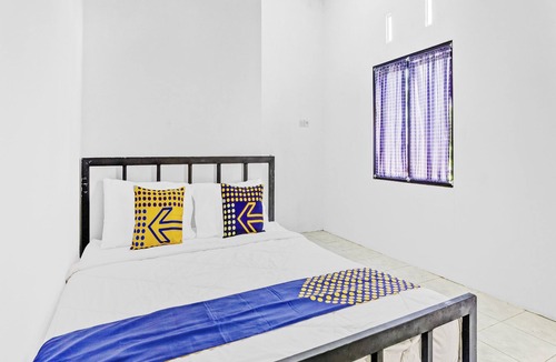 Tulungagung Hotel | SPOT ON 90742 Kinanthy Homestay Syariah