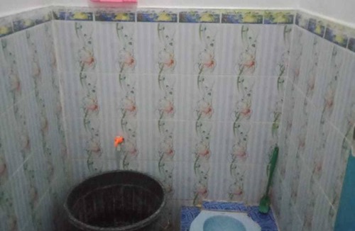 West Pesisir Hotel | SPOT ON 91371 Wisma Nadira Near SPBU PT. Trijaya Pugung PENENGAHAN