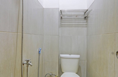 Temon Hotel | SPOT ON 92044 El Shaddai Guest House