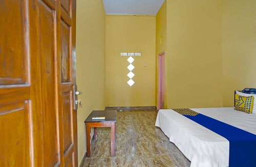 Banyuwangi Hotel | SPOT ON 92476 Sobat Ijen Traveller Homestay