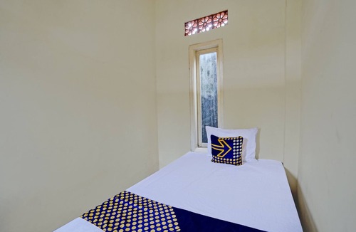 Klojen Hotel | SPOT ON 92799 Tanjung Indah Homestay Syariah