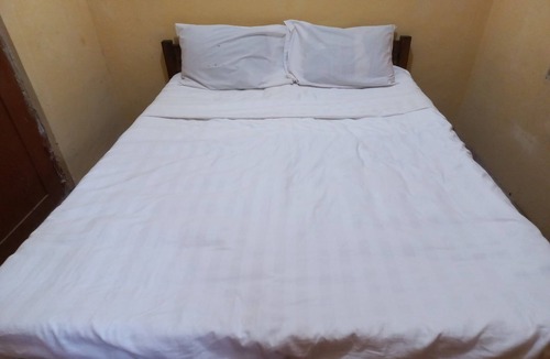 Purwokerto Hotel | SPOT ON 93539 Juan Guest House