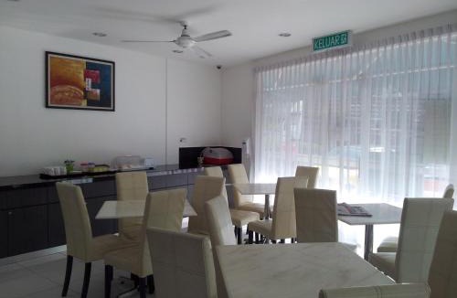 Simpang Renggam Hostel | SR Inn