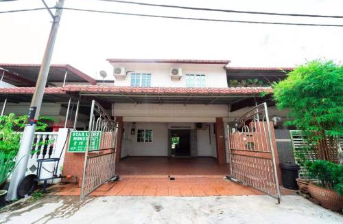 Kampung Koh House | Star Light Homestay