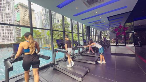 Kuala Lumpur City Centre Apartment | Star Residence Suites KLCC Sky pools