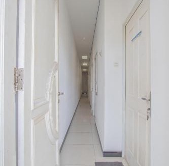 Central Jakarta Hostel | Stariez Senen