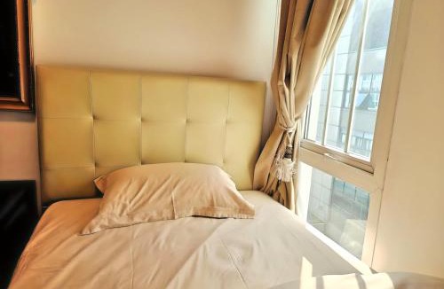 Menteng Apartment | Stategic 1et Cikditiro 2BR Apt with Pool, Gym, Wi-Fi by 2ndHome