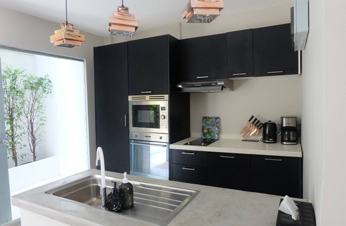 Khlong Tan Nuea House | Stay Quirky in Eclectic interior @ENVY Home