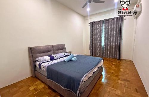 Kota Samarahan House | Staycation Homestay 83 Unigarden near Unimas