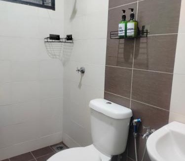 Kluang House | Stingless Bee Homestay